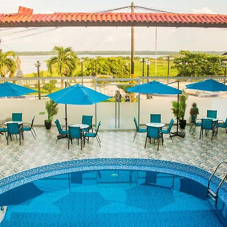 Hotel Safari Iquitos Exterior photo